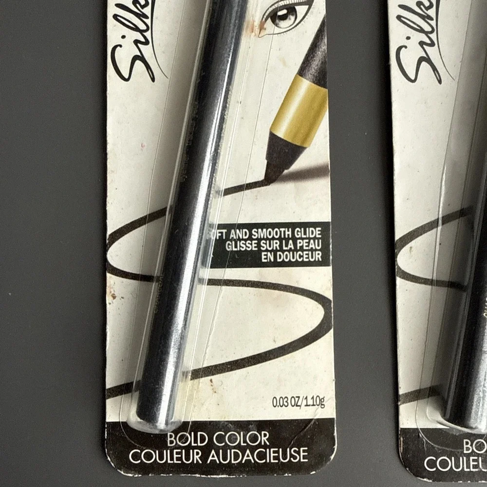 Lot x 2 L'Oreal Paris Infallible Silky Pencil Eyeliner # 210 Charcoal, Sealed